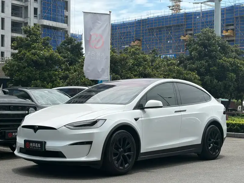 Tesla Model X, 2023