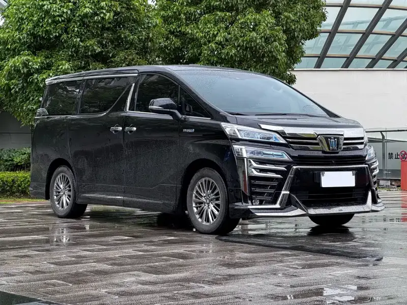 Toyota Alphard, 2022