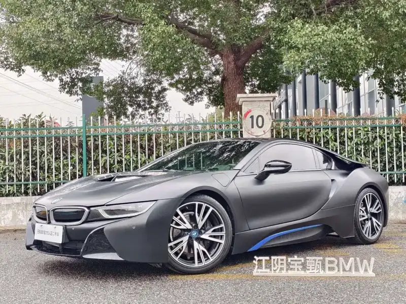 BMW i8, 2018