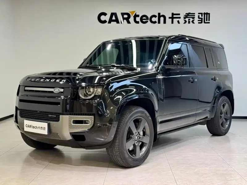 Land Rover Defender, 2023