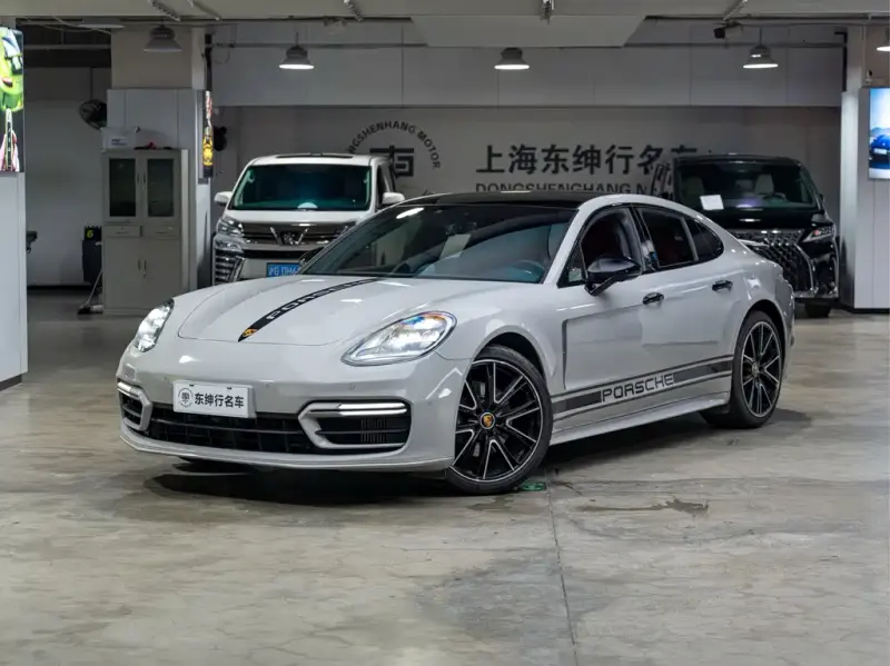 Porsche Panamera, 2023