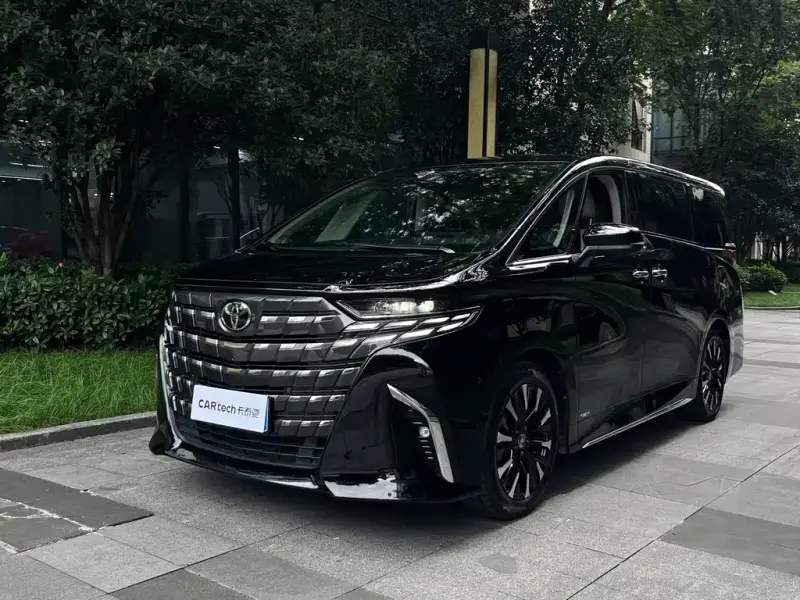 Toyota Alphard, 2024