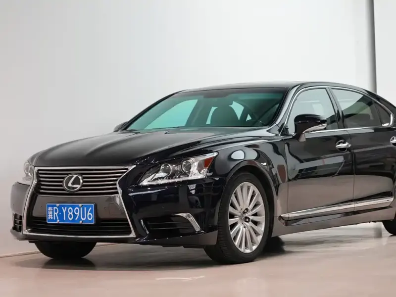 Lexus LS, 2016