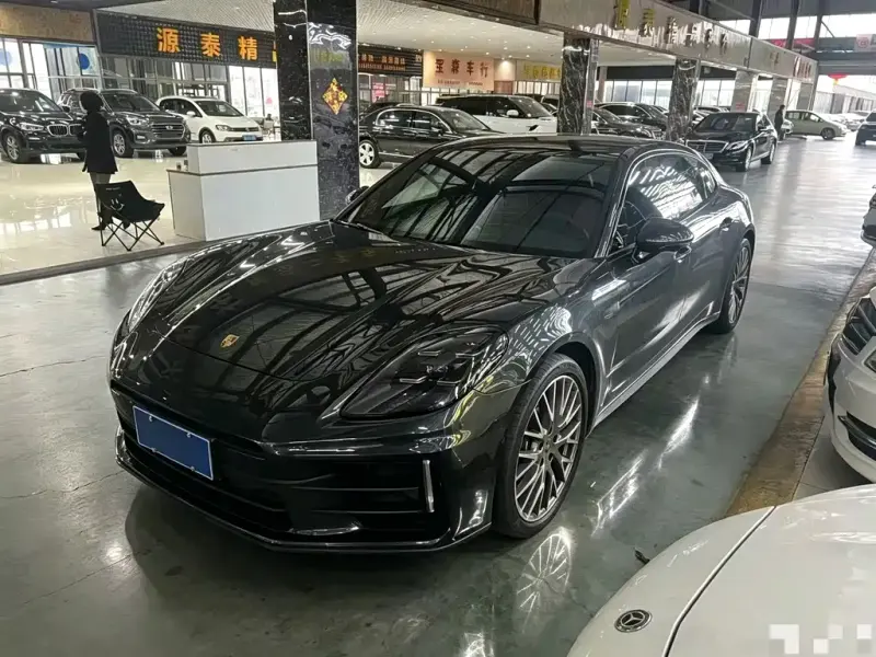 Porsche Panamera, 2024