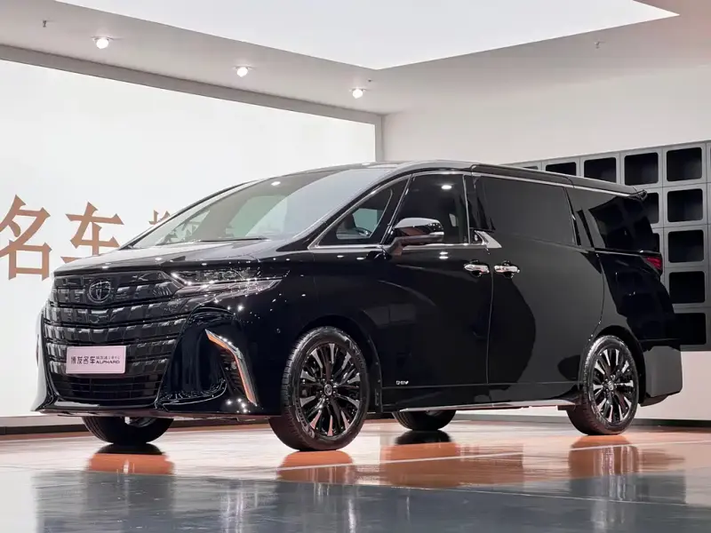 Toyota Alphard, 2025