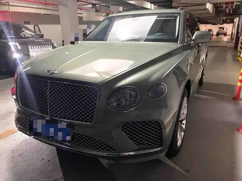 Bentley Bentayga, 2023