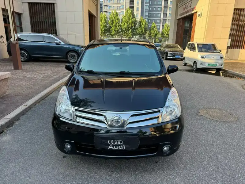 Nissan Livina, 2012