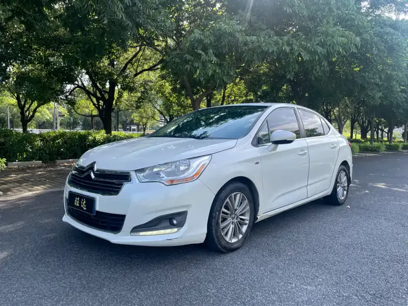 Citroen C4L, 2015
