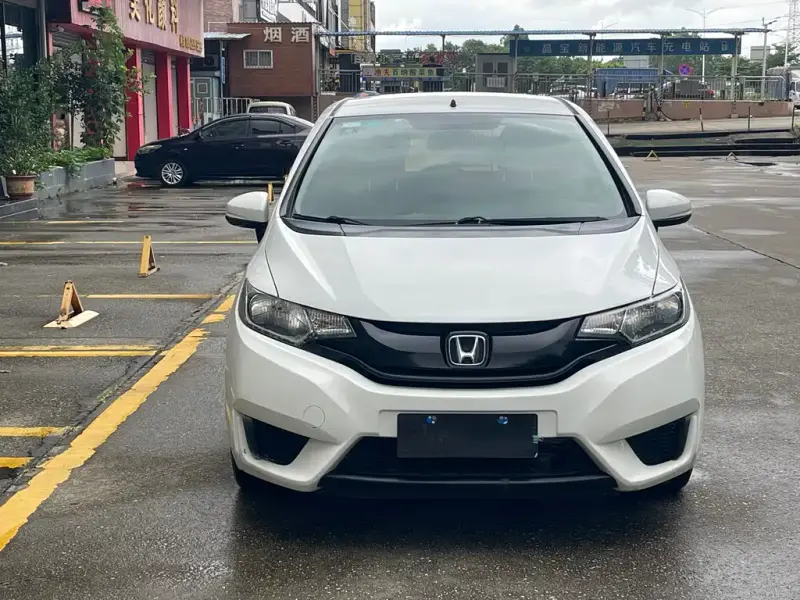 Honda Fit, 2015