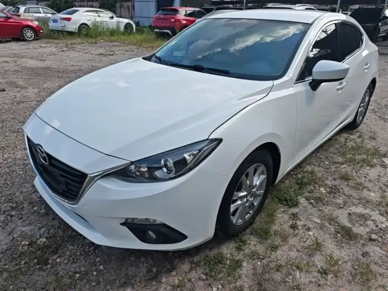 Mazda 3 Axela, 2016