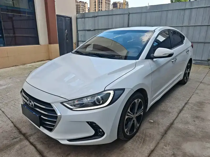 Hyundai Elantra, 2019