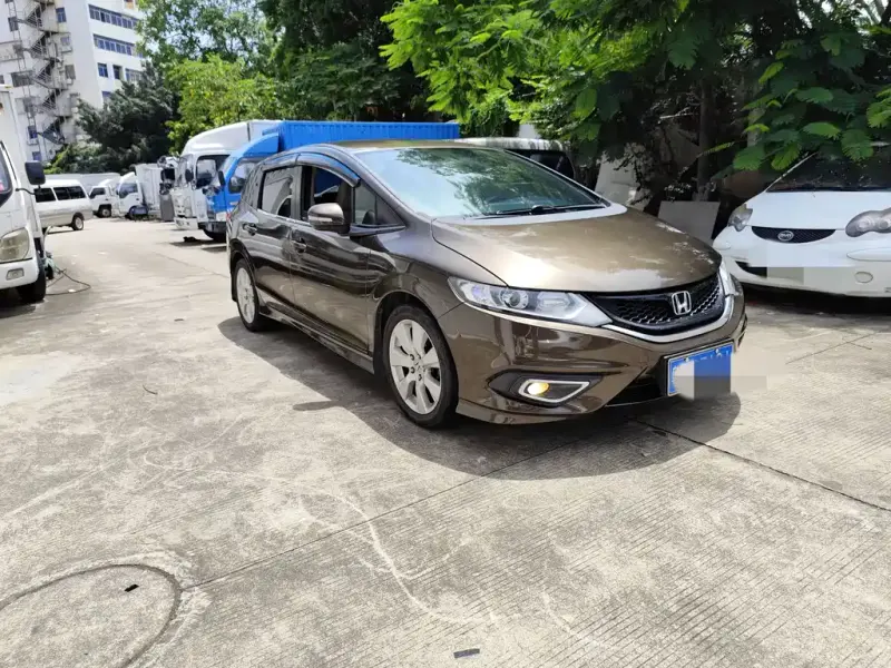 Honda Jade, 2016 — фото 1