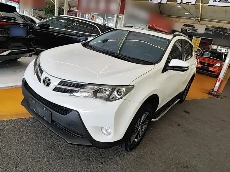 Toyota RAV4, 2016 — фото 1