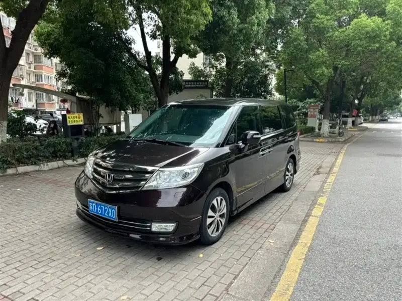 Honda Elysion, 2013