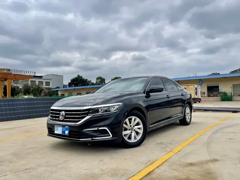 Volkswagen Passat, 2023