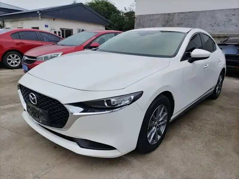 Mazda 3 Axela, 2022