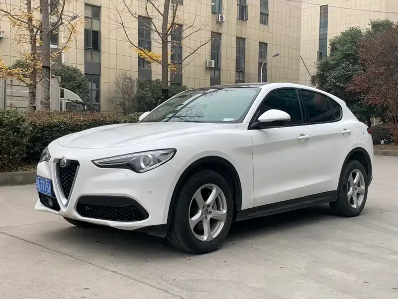 Alfa Romeo Stelvio, 2019