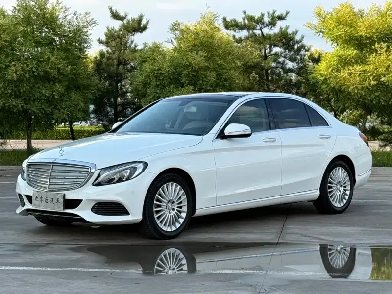 Mercedes-Benz C-Class, 2015