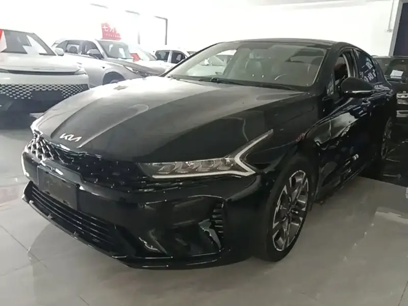 Kia K5, 2022