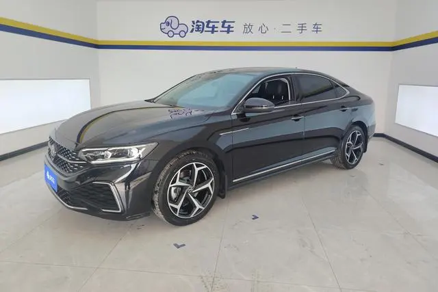 Volkswagen Passat, 2024