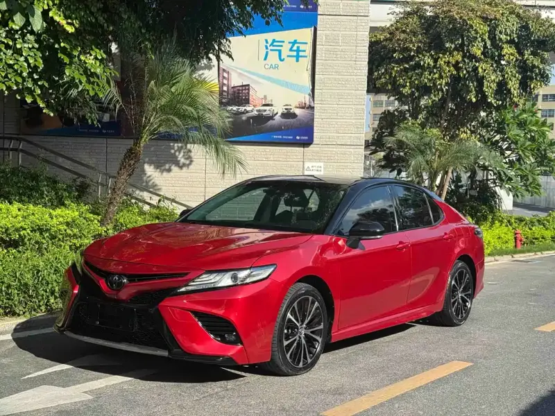 Toyota Camry, 2018