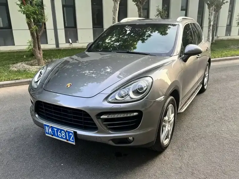 Porsche Cayenne, 2012