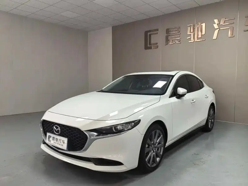 Mazda 3 Axela, 2026