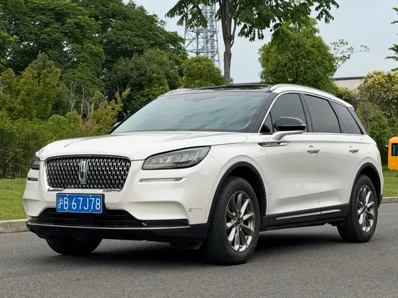Lincoln Corsair, 2021