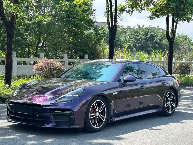 Porsche Panamera, 2011