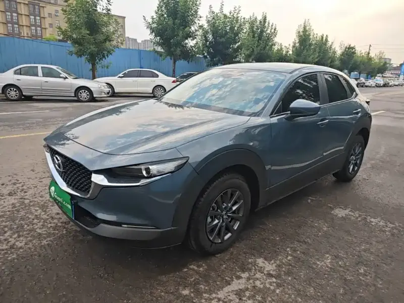 Mazda CX-30, 2025