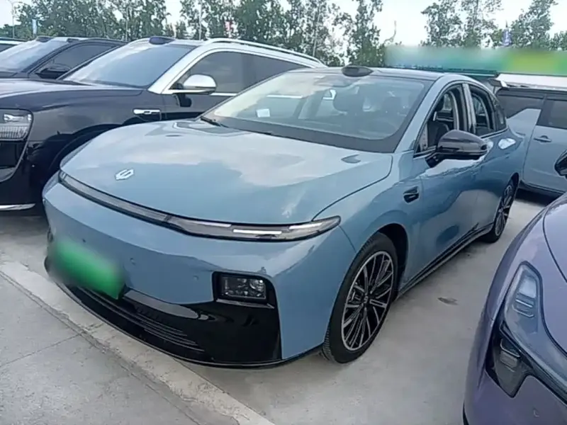 Leapmotor B01, 2025