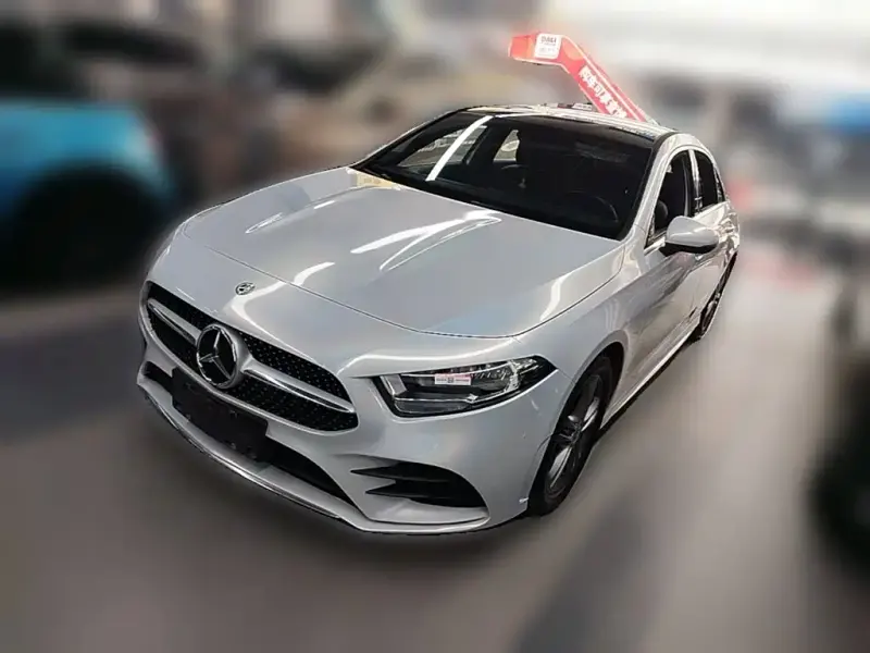 Mercedes-Benz A-Class, 2020 — фото 1