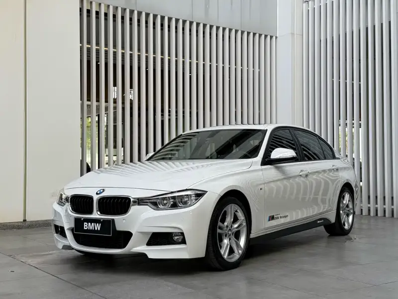 BMW 3 Series, 2019