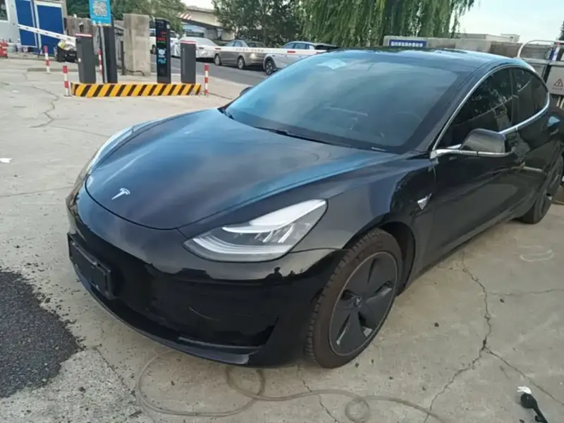 Tesla Model 3, 2020