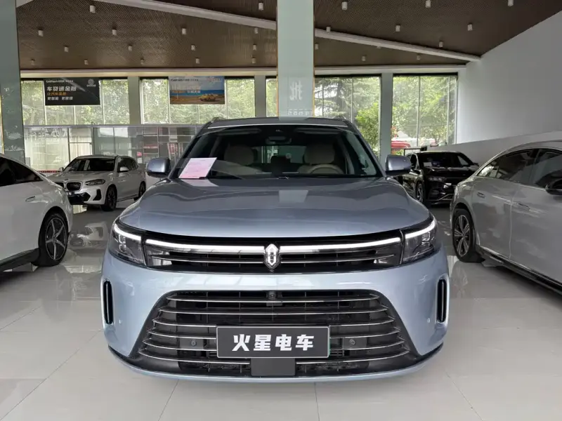 AITO M7, 2023