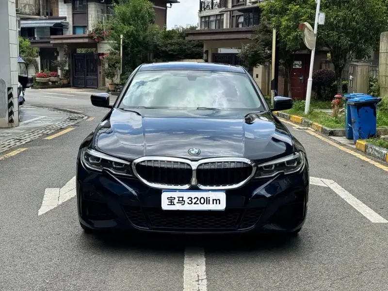 BMW 3 Series, 2021