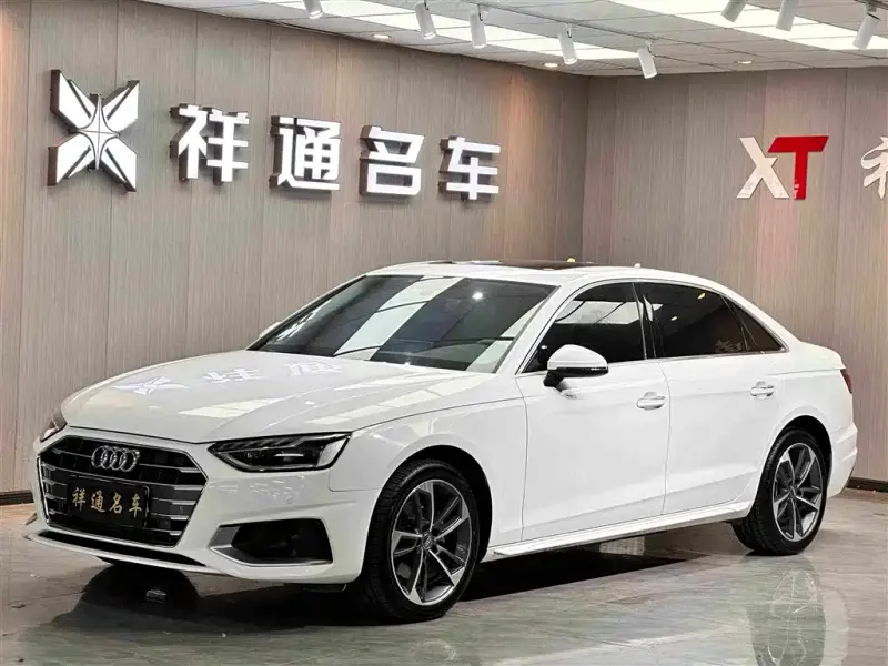 Audi A4L, 2021 — фото 1