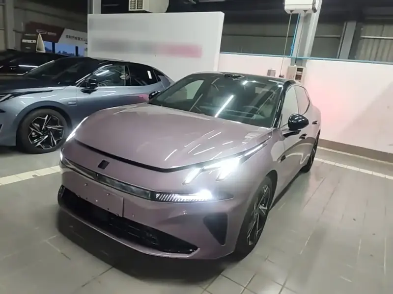 Lynk & Co 07 EM-P, 2025