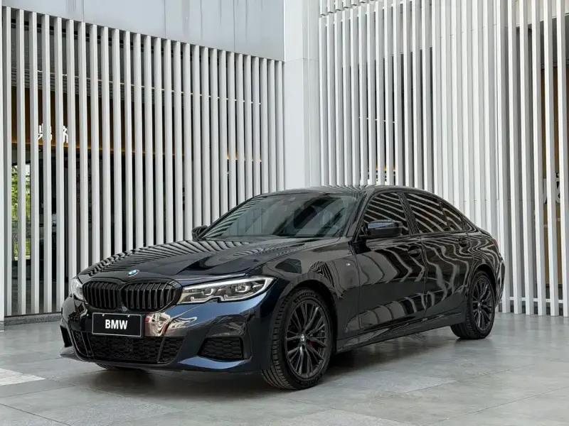 BMW 3 Series, 2022