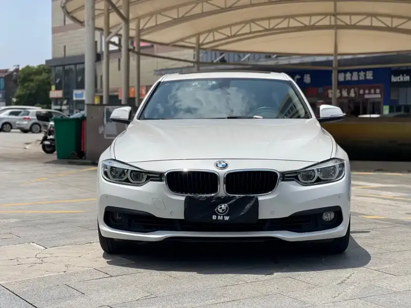 BMW 3 Series, 2016