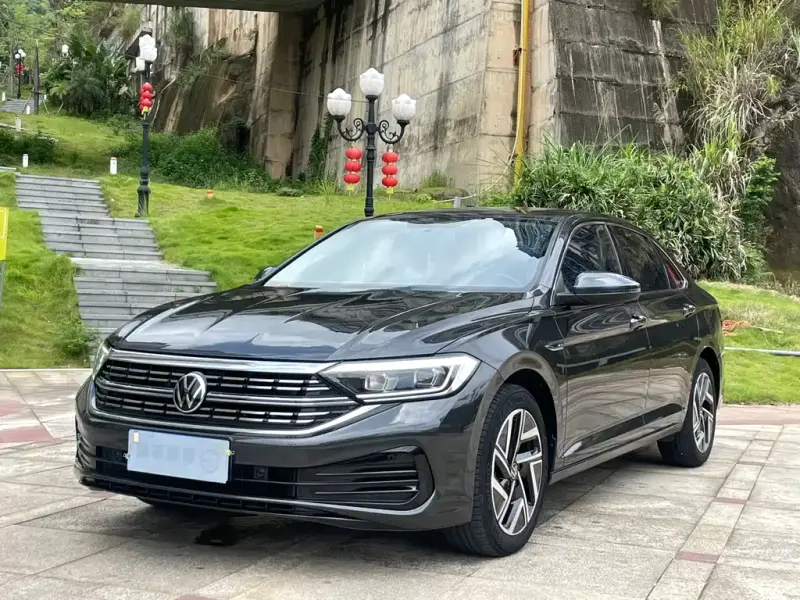 Volkswagen Sagitar, 2023