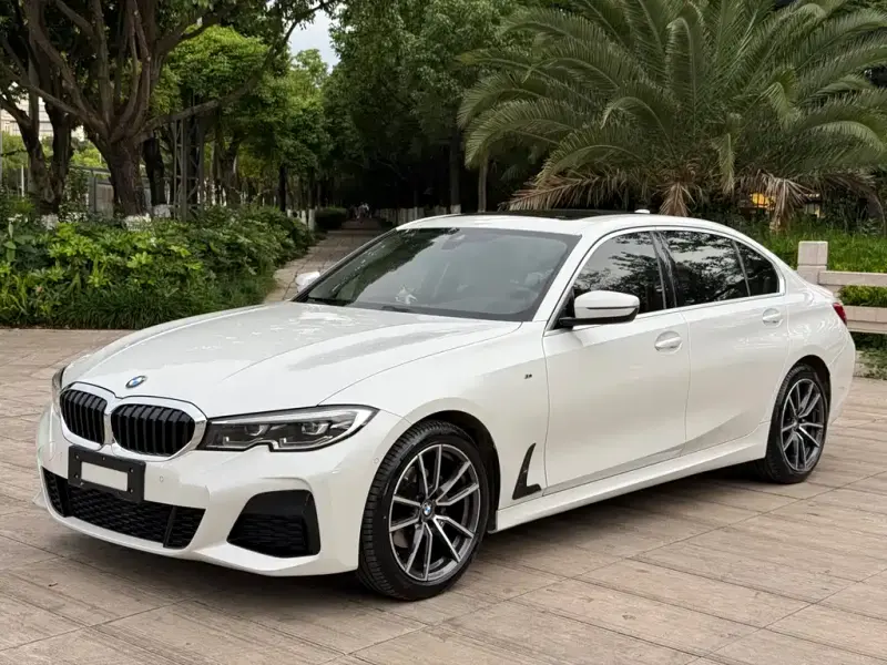 BMW 3 Series, 2021