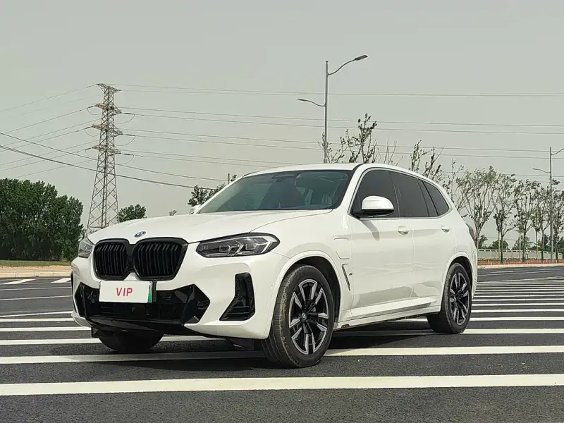 BMW iX3, 2024