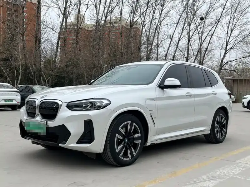 BMW iX3, 2021