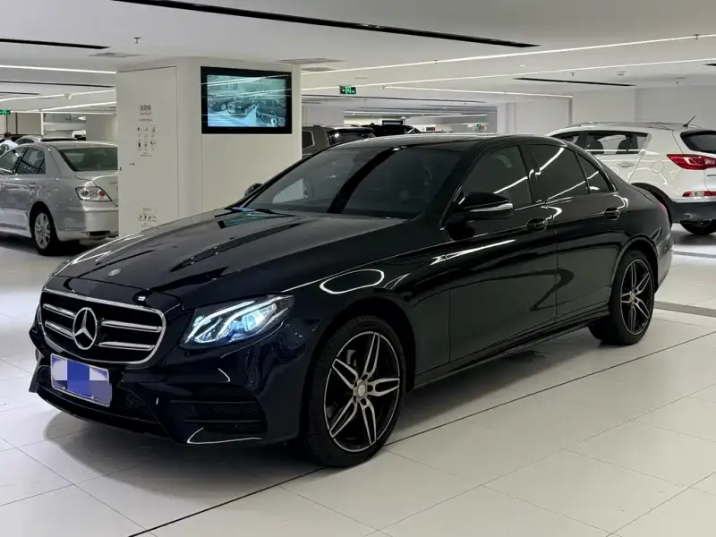 Mercedes-Benz E-Class, 2018 — фото 1