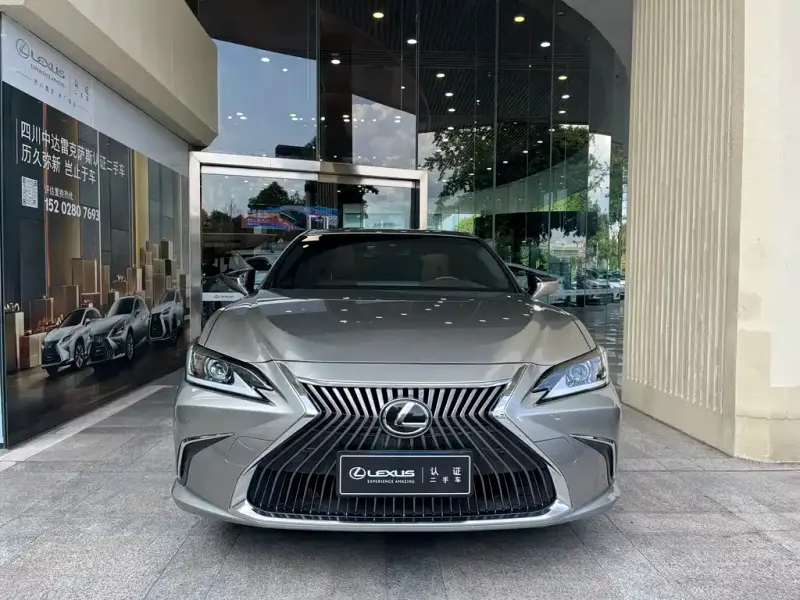 Lexus ES, 2020 — фото 1