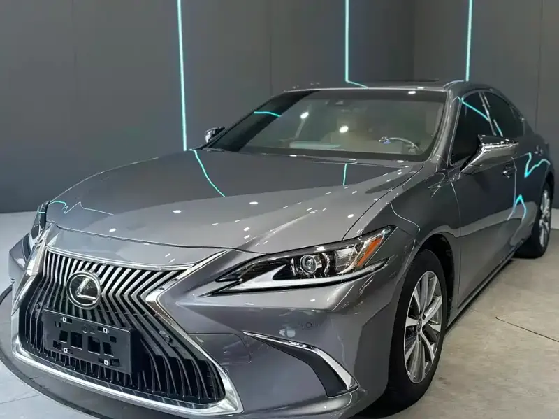 Lexus ES, 2021 — фото 1
