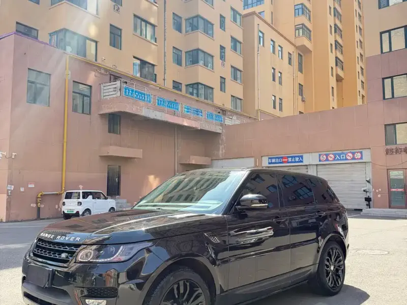Land Rover Sport, 2014