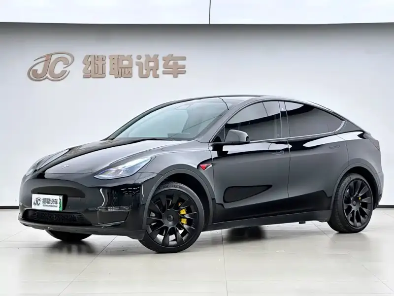 Tesla Model Y, 2023