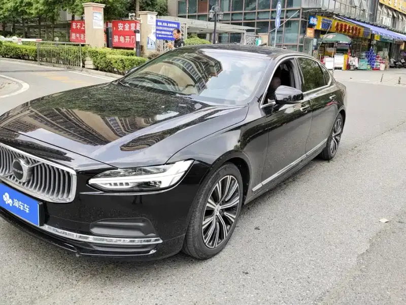 Volvo S90, 2022